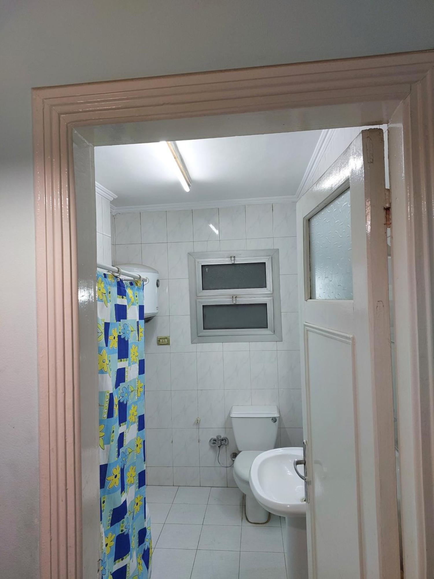 Apartment Cosy Large Near The Airport