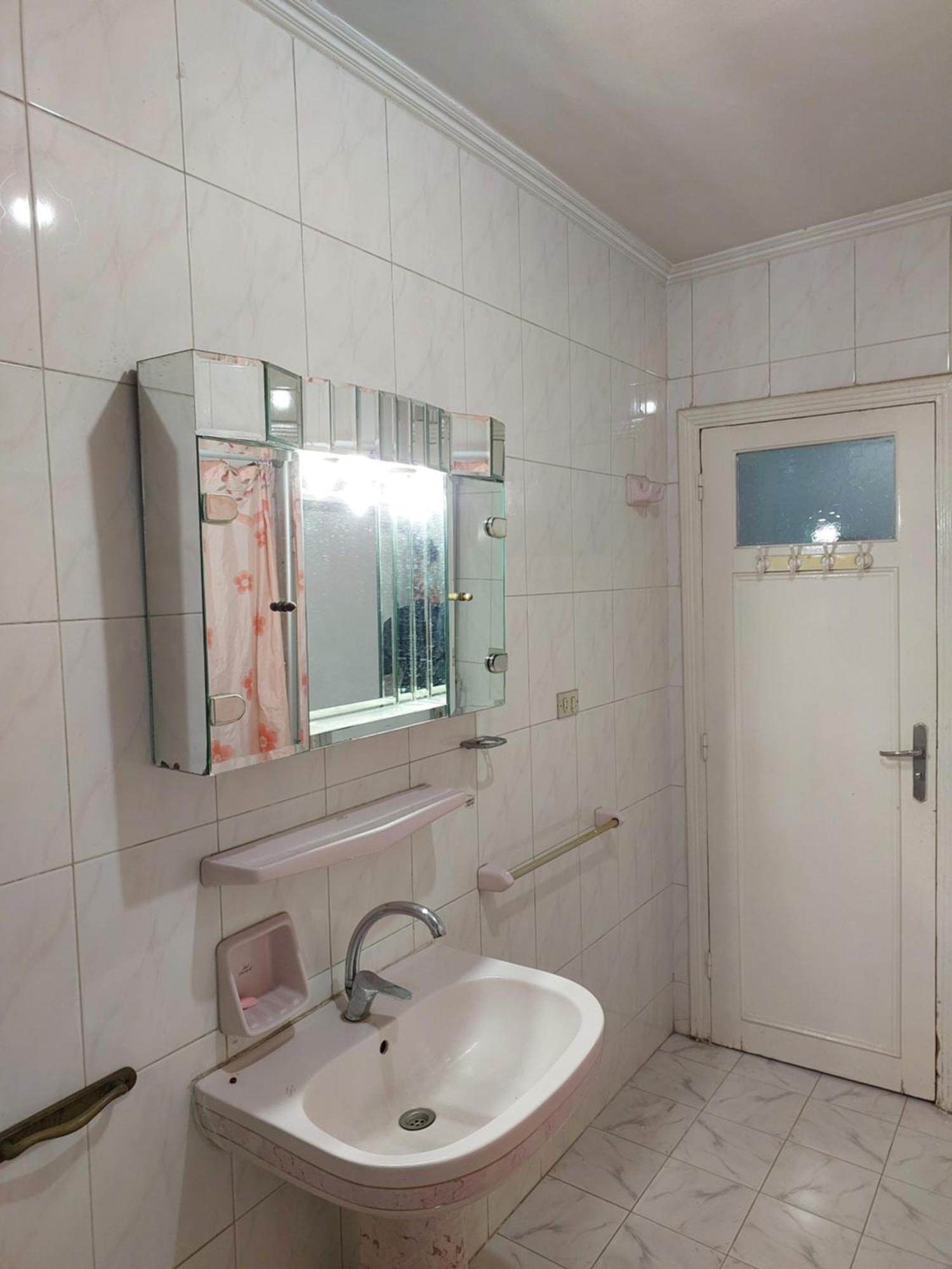 Cosy Large Near The Airport Apartment Cairo